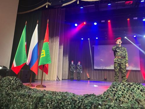 Зәйлеләрне “Энергетик” Мәдәният сараенда Ватанны саклаучылар көне белән тәбрик иттеләр