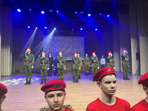 Зәйлеләрне “Энергетик” Мәдәният сараенда Ватанны саклаучылар көне белән тәбрик иттеләр