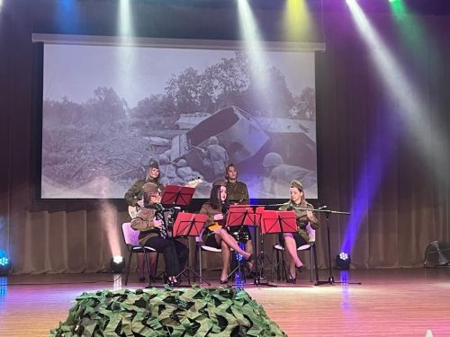 Зәйлеләрне “Энергетик” Мәдәният сараенда Ватанны саклаучылар көне белән тәбрик иттеләр