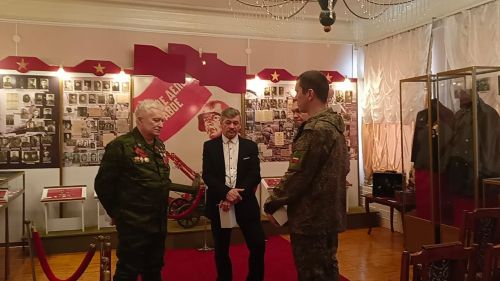 Участник СВО встретился с детьми мобилизованных солдат
