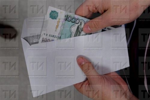 Житель Заинска перечислил мошенникам 90 000 рублей