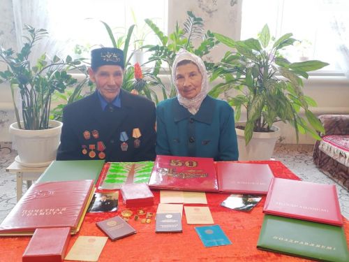 Куш-Елгадан Моратовлар: “Шөкер итә белгән кеше генә бәхетле була”
