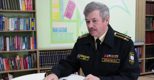 С военной выправкой по жизни