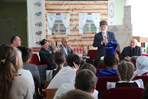 Татарстанның халык язучысы, Габдулла Тукай премиясе лауреаты Рабит Батуллага укыган мәктәбендә музей ачтылар
