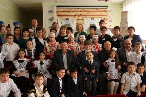 Татарстанның халык язучысы, Габдулла Тукай премиясе лауреаты Рабит Батуллага укыган мәктәбендә музей ачтылар