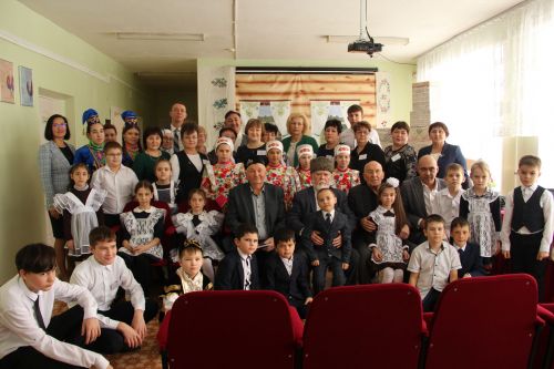 Татарстанның халык язучысы, Габдулла Тукай премиясе лауреаты Рабит Батуллага укыган мәктәбендә музей ачтылар