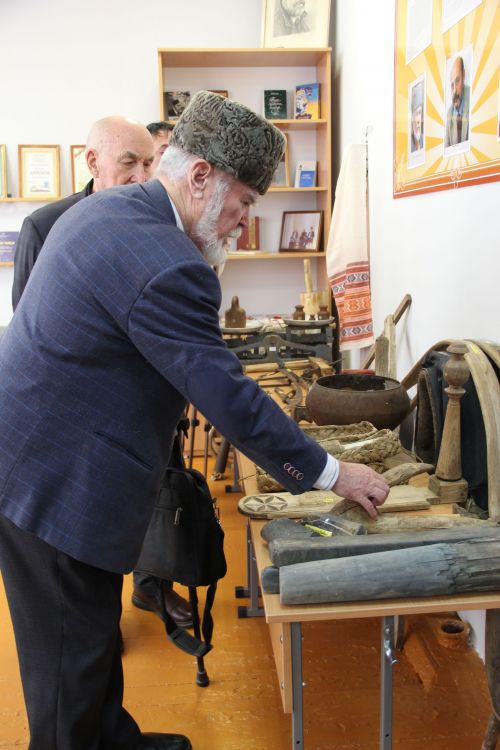Татарстанның халык язучысы, Габдулла Тукай премиясе лауреаты Рабит Батуллага укыган мәктәбендә музей ачтылар
