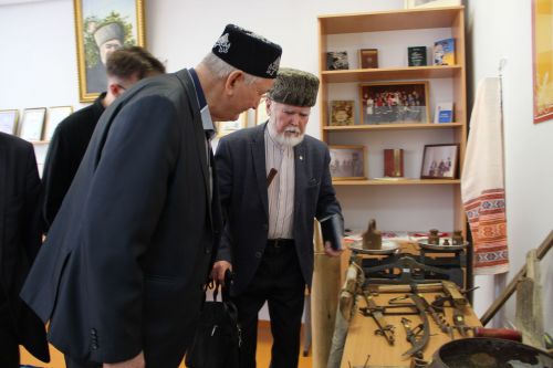 Татарстанның халык язучысы, Габдулла Тукай премиясе лауреаты Рабит Батуллага укыган мәктәбендә музей ачтылар