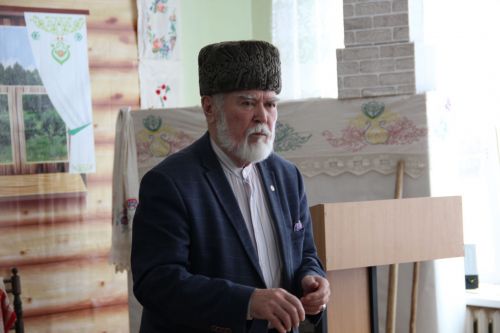 Зәйнең Түбән Биш мәктәбендә Рабит Батуллага багышлап музей ачылды