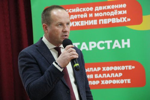 С заинской молодежью встретился помощник Раиса РТ Тимур Сулейманов