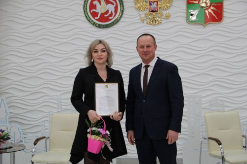 Зәйдә мәдәният хезмәткәрләрен олыладылар
