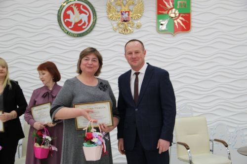 Зәйдә мәдәният хезмәткәрләрен олыладылар