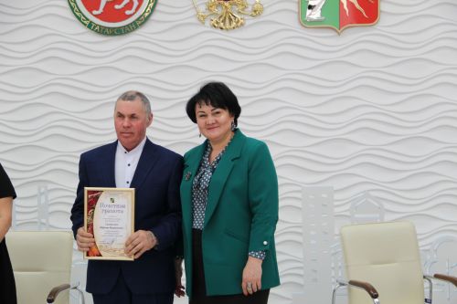 Зәйдә мәдәният хезмәткәрләрен олыладылар