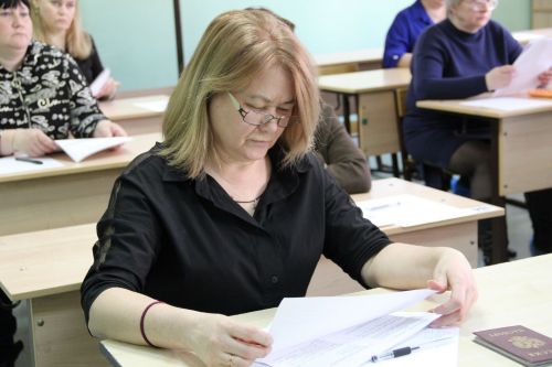 В Заинске родители выпускников сдали ЕГЭ