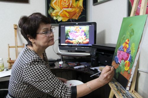 Сөенеч Галимова картиналар иҗат итә