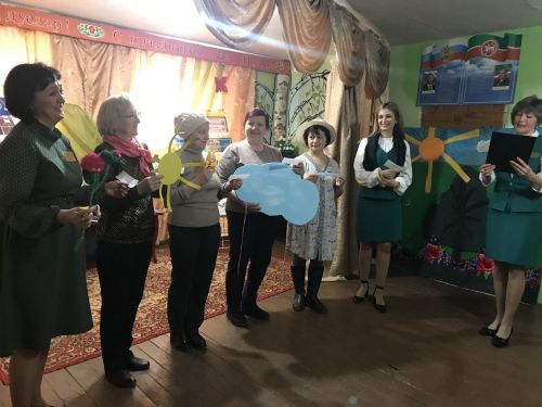 Зәйнең үзәк китапханәсе Карамалы бистәсендә шигырь бәйрәме үткәрде