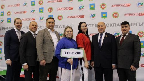 Заинская спортсменка стала победительницей чемпионата РТ по борьбе на поясах