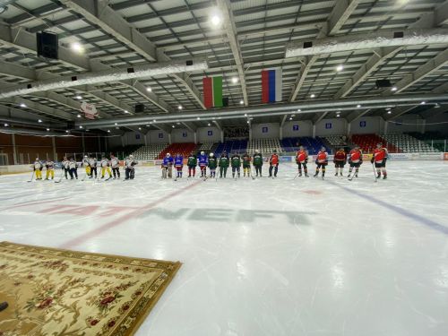 Зәйдә туплы хоккей буенча ветераннар арасында космонавтика көненә багышланган турнир узды