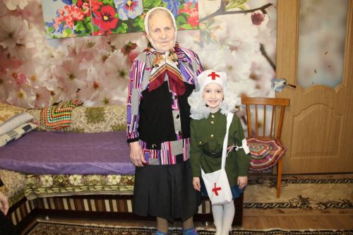 Зәйдә Бөек Ватан сугышы ветераннары һәм тыл хезмәтчәннәренә Җиңү көне уңаеннан бүләкләр тапшырыла