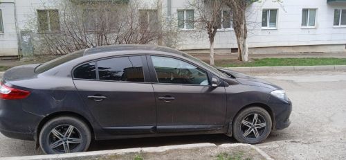 В Заинске похищают вещи из салона автомобилей