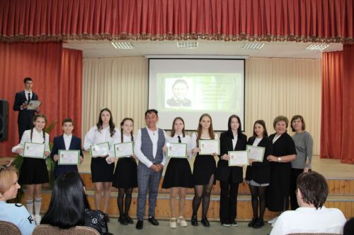 50 одаренных детей в заинской школе доказали, что они самые лучшие среди сверстников