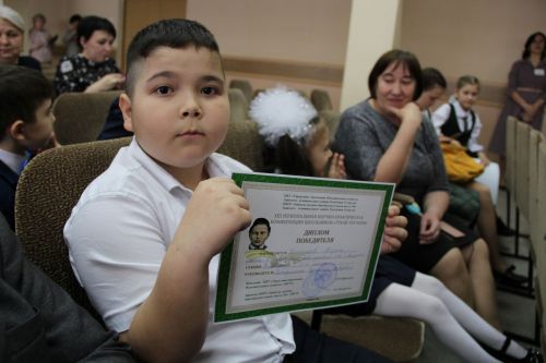 50 одаренных детей в заинской школе доказали, что они самые лучшие среди сверстников