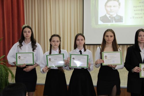 50 одаренных детей в заинской школе доказали, что они самые лучшие среди сверстников