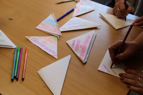 Зәй эчке эшләр бүлеге пенсионерлары махсус хәрби операциядә катнашучыларга гуманитар ярдәм әзерләде