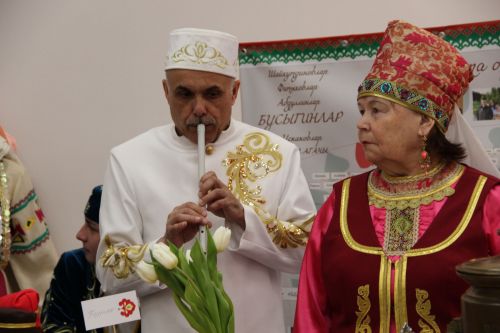 Девять семей из районов Татарстана представили свои родословные в Заинске