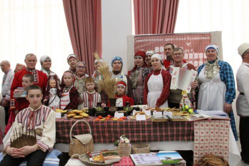 Зәйдә «Тарихта без эзлебез - Гаилә тарихында гасырлар кайтавазы» шәҗәрә фестиваленең төбәк этабы узды