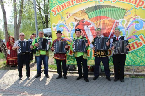 Гармонисты Заинского района собрались на фестивале «Играй, гармонь!»