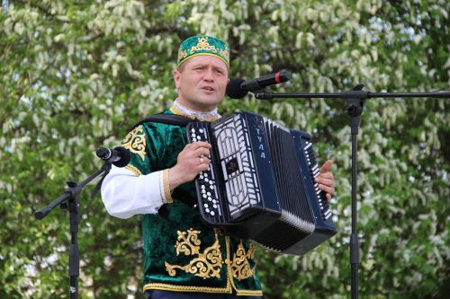 Гармонисты Заинского района собрались на фестивале «Играй, гармонь!»