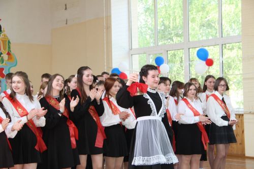 Зәй мәктәпләрендә соңгы кыңгырау чыңнары яңгырады