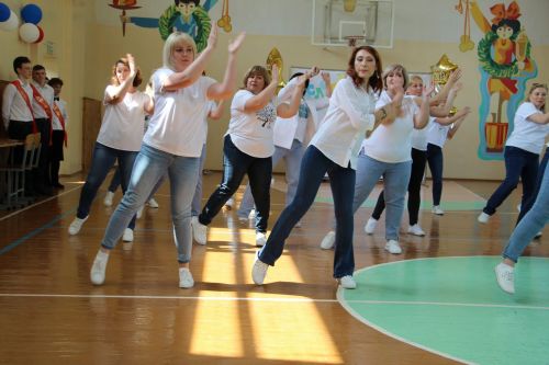 Зәй мәктәпләрендә соңгы кыңгырау чыңнары яңгырады