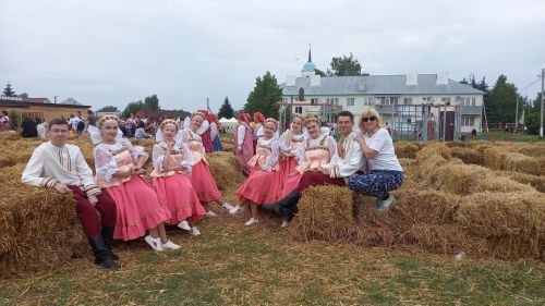 Зәйнең “Энергетик” Мәдәният сарае “Злато” вокаль ансамбле «Каравон» фестивалендә чыгыш ясады