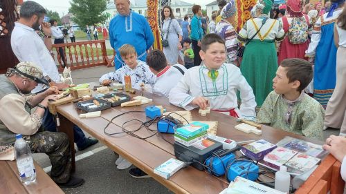 Зәйнең “Энергетик” Мәдәният сарае “Злато” вокаль ансамбле «Каравон» фестивалендә чыгыш ясады