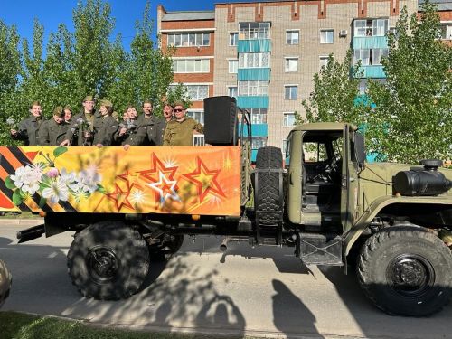По улицам Заинска прошла акция «Культурный фронт»