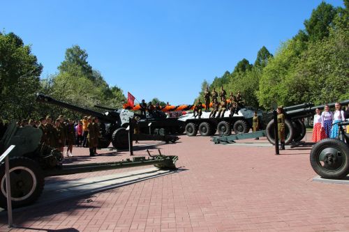 Фоторепортаж празднования Дня Победы в Заинске