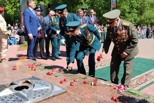 Фоторепортаж празднования Дня Победы в Заинске