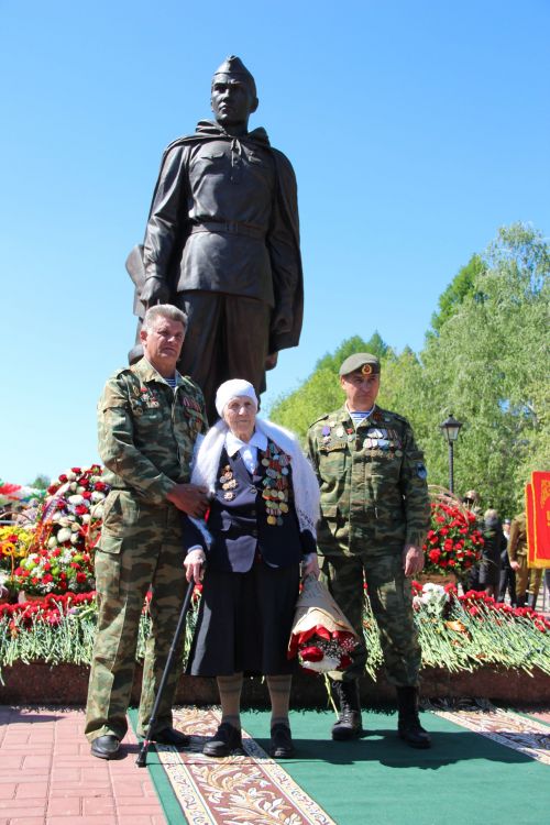 Фоторепортаж празднования Дня Победы в Заинске