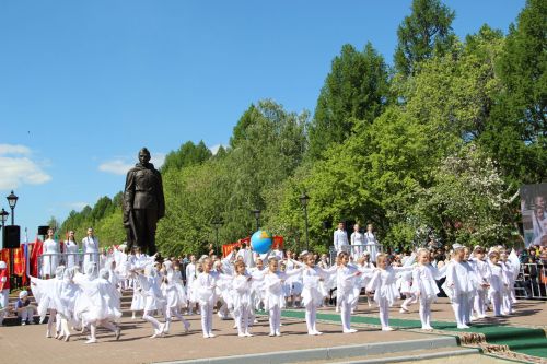 Фоторепортаж празднования Дня Победы в Заинске