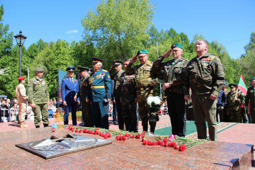 Фоторепортаж празднования Дня Победы в Заинске