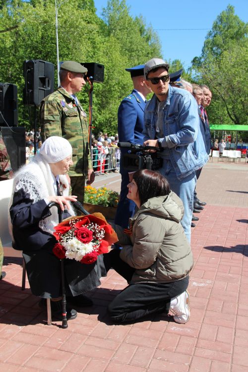 Фоторепортаж празднования Дня Победы в Заинске