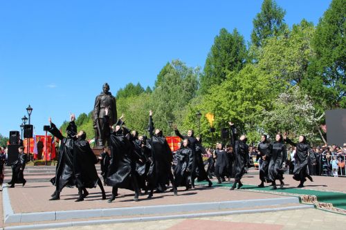 Фоторепортаж празднования Дня Победы в Заинске