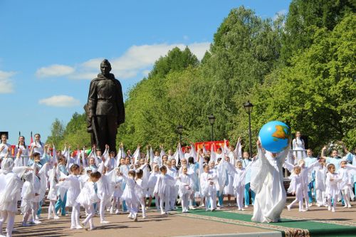 Фоторепортаж празднования Дня Победы в Заинске