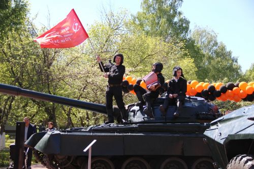 Фоторепортаж празднования Дня Победы в Заинске