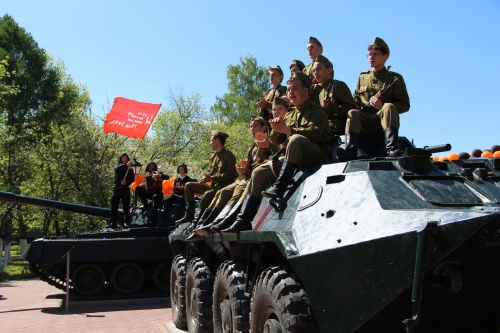 Фоторепортаж празднования Дня Победы в Заинске