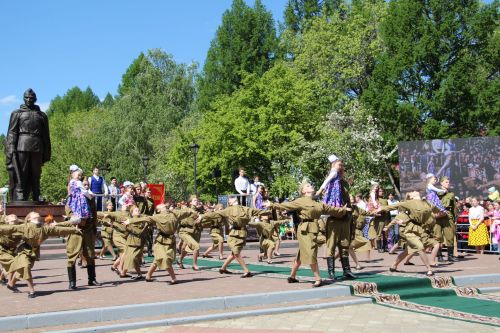 Фоторепортаж празднования Дня Победы в Заинске