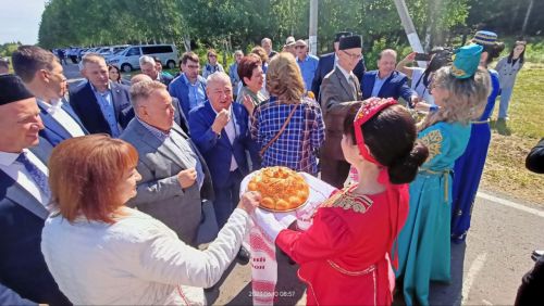 Сабантуй в Заинском районе начался с конных скачек