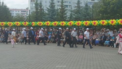 Заинцам вручили правительственные награды